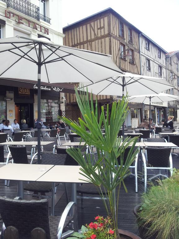 Hotel Du Pot D'Etain Châlons-en-Champagne Kültér fotó